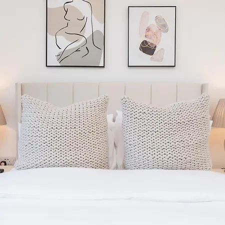 Pure Ashton By Artsy *