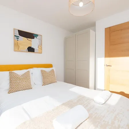 Pure Ashton By Artsy Μπρίστολ