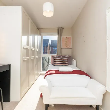 Pure Ashton By Artsy *