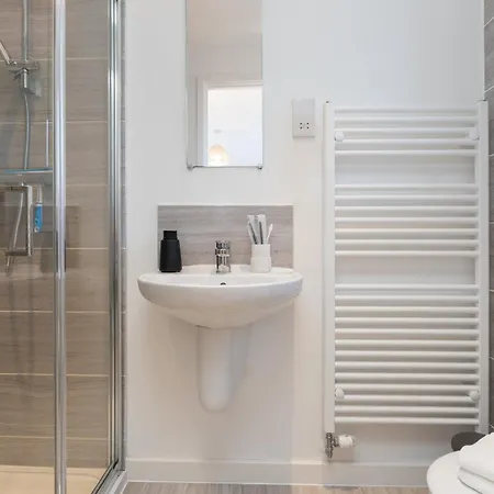 Ferienhaus Pure Ashton By Artsy Bristol