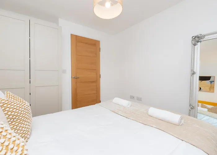 Будинок відпочинку Pure Ashton By Artsy Бристоль